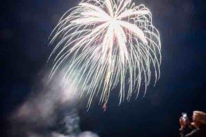 15.Fireworks.ST_NZ63479
