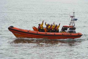 Alec-Brown-Lifeboat-04