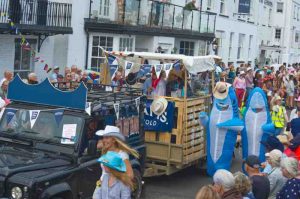 Alec-Brown-Parade-09