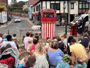 2025-08f Punch & Judy