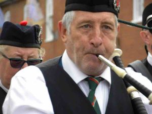 Peter-Crabb-Pipers (1) (1) (1)
