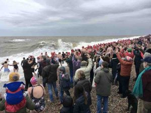 Robin-Cooper-Sport-5-December-Boxing-Day-Swim (1)