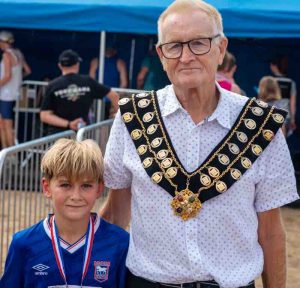 Stuart-Turner-20-10k-Junior-Male-Bronze