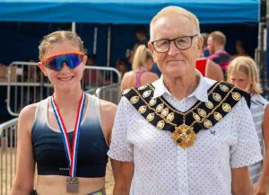 Stuart-Turner-22-10k-Junior-Female-Silver